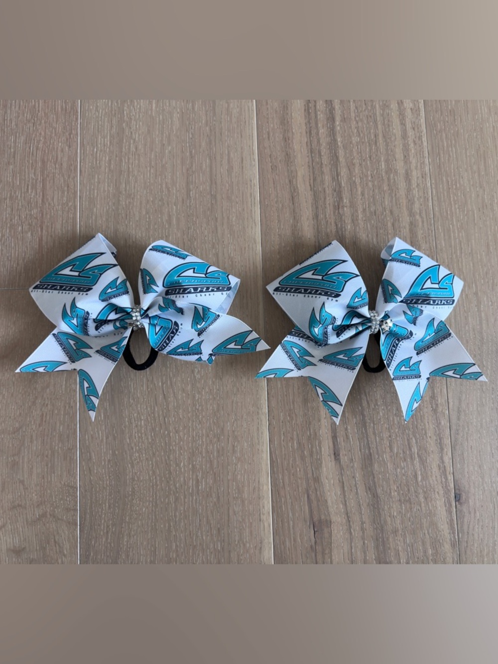 Cheer Sport Sharks Cheer Bows (Set of 2) – Never Worn